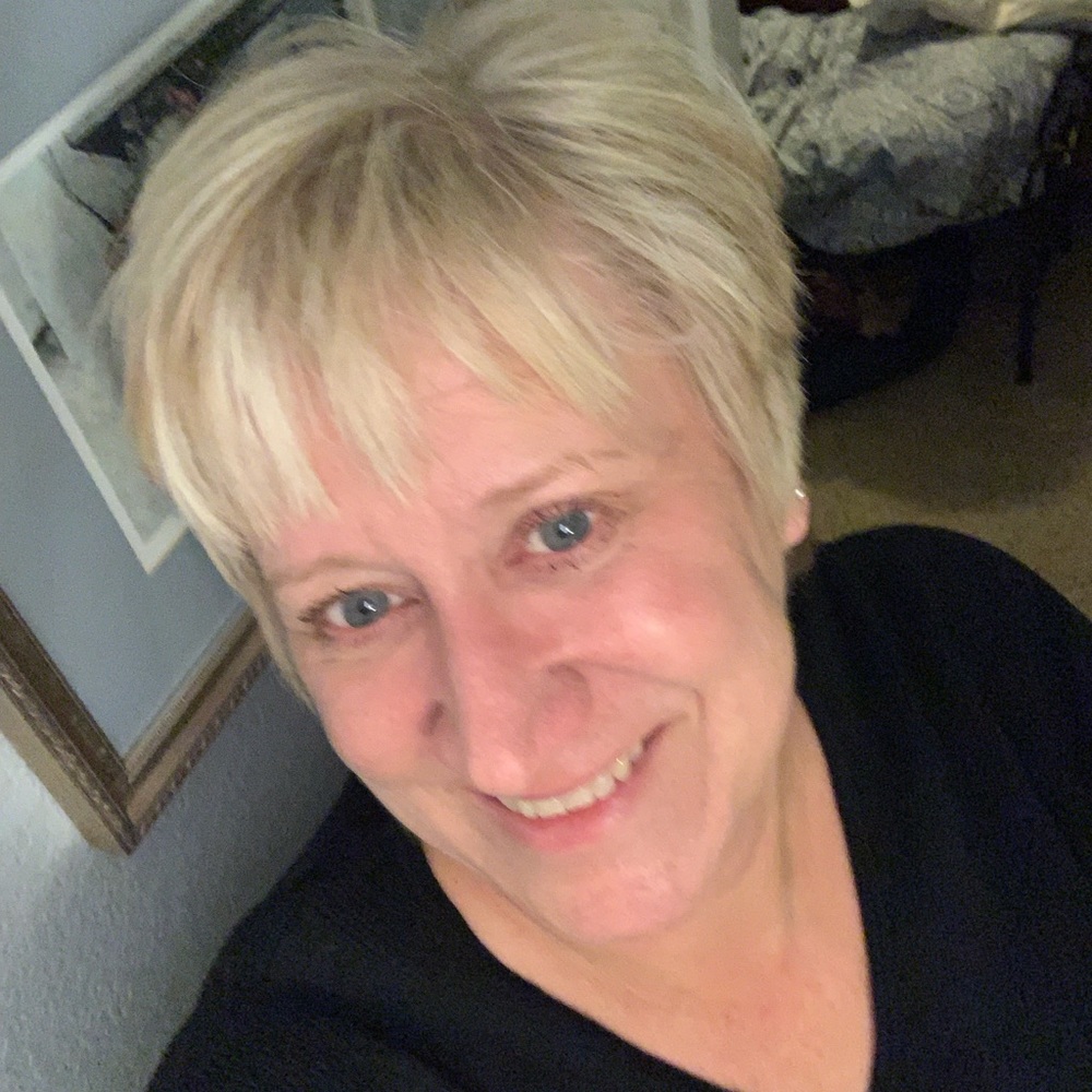 Meet your Posher, Gail